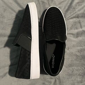 Women’s Vionic Kani Black Slip On Sneaker Size 9